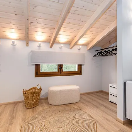 Apartment Lola's Luxury Liapades