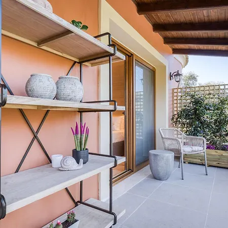 Lola's Luxury Apartment *