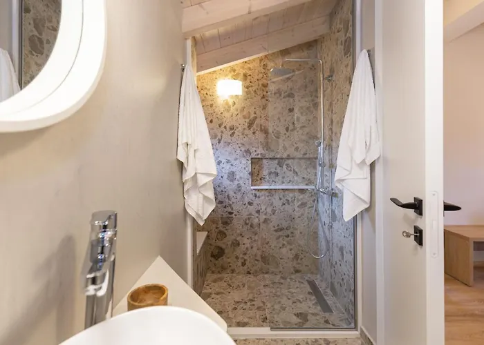 Lola's Luxury Apartment *