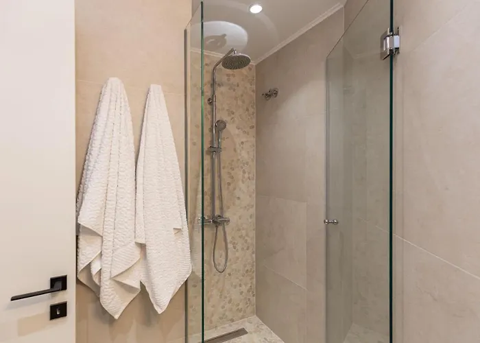 Apartment Lola's Luxury Liapades