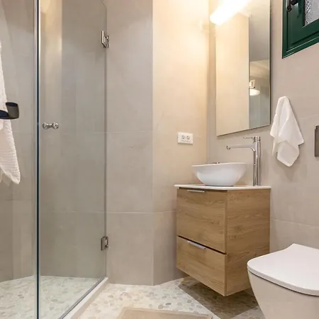 Lola's Luxury 아파트 *